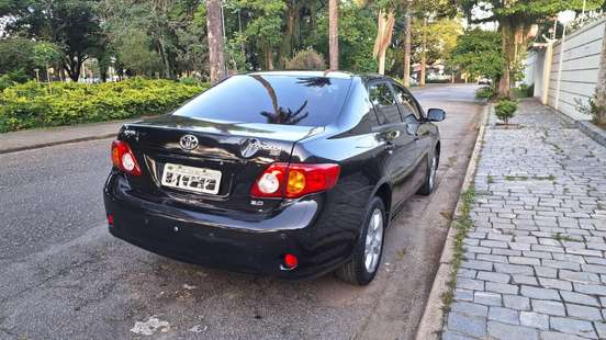 TOYOTA-COROLLA-2011