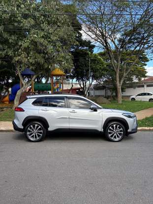 TOYOTA-COROLLA CROSS-2021