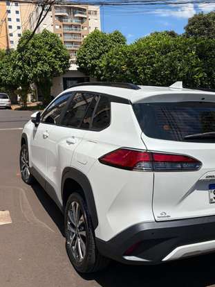 TOYOTA-COROLLA CROSS-2023