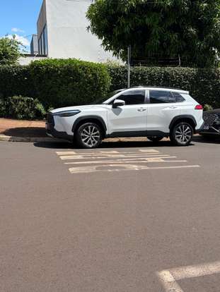 TOYOTA-COROLLA CROSS-2023