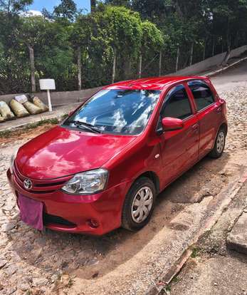TOYOTA-ETIOS-2014