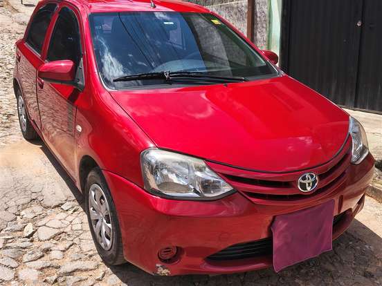 TOYOTA-ETIOS-1.3 X 16V FLEX 4P MANUAL TOYOTA-ETIOS-2014