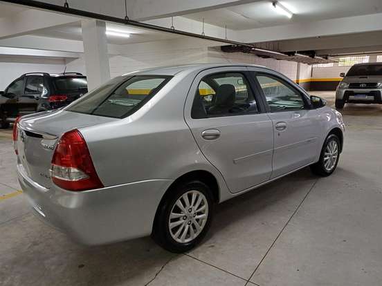 TOYOTA-ETIOS-1.5 XLS SEDAN 16V FLEX 4P MANUAL TOYOTA-ETIOS-2015