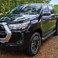 TOYOTA HILUX 2.8 D-4D TURBO DIESEL CD SRV 4X4 AUTOMÁTICO TOYOTA HILUX 2.8 D-4D TURBO DIESEL CD SRV 4X4 AUTOMÁTICO