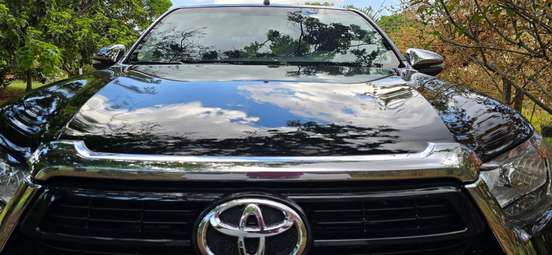 TOYOTA-HILUX-2023