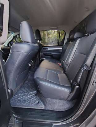 TOYOTA-HILUX-2022