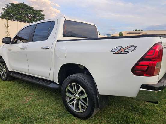TOYOTA-HILUX-2.8 SRV 4X4 CD 16V DIESEL 4P AUTOMÁTICO TOYOTA-HILUX-2020