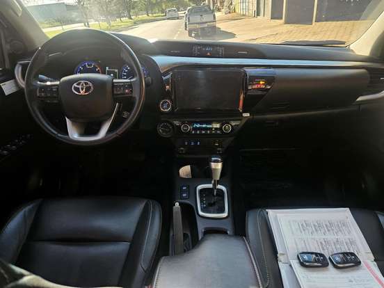 TOYOTA-HILUX-2.8 SRV 4X4 CD 16V DIESEL 4P AUTOMÁTICO TOYOTA-HILUX-2020