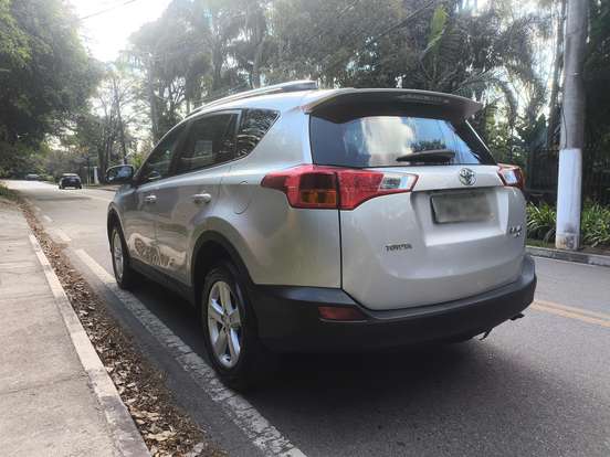 TOYOTA-RAV4-2.0 4X4 16V GASOLINA 4P AUTOMÁTICO TOYOTA-RAV4-2013