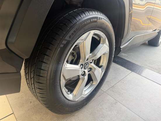 TOYOTA-RAV4-2019
