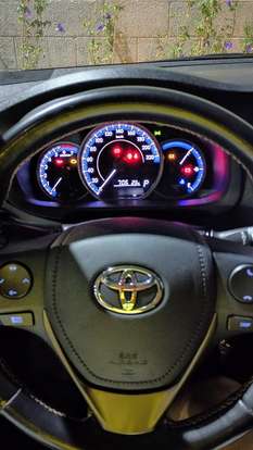 TOYOTA-YARIS-2023