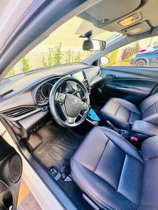 TOYOTA-YARIS-2023