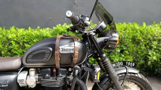 TRIUMPH-BONNEVILLE T120 BLACK 1200-2024