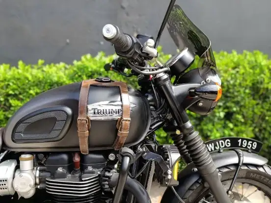 TRIUMPH-BONNEVILLE T120 BLACK 1200 TRIUMPH-BONNEVILLE T120 BLACK 1200-2024