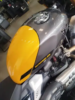 TRIUMPH-SCRAMBLER 900-2026