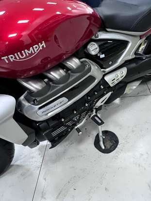 TRIUMPH-ROCKET III R-2022