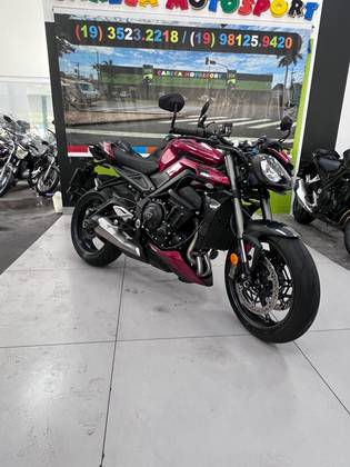 TRIUMPH STREET TRIPLE 765 RS 