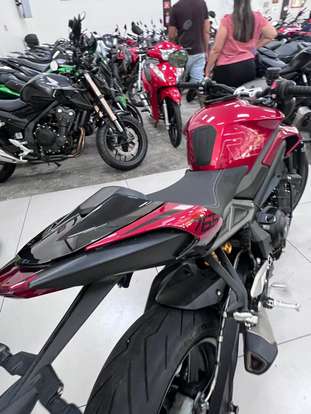 TRIUMPH-STREET TRIPLE 765 RS-2024