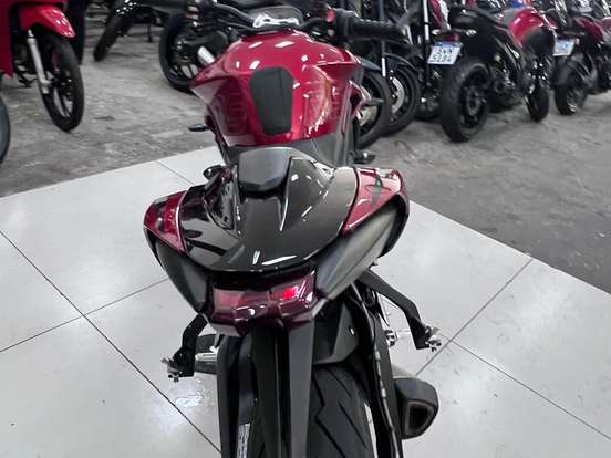 TRIUMPH-STREET TRIPLE 765 RS TRIUMPH-STREET TRIPLE 765 RS-2024