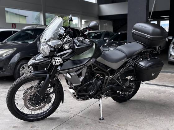 TRIUMPH TIGER 800 XCA 