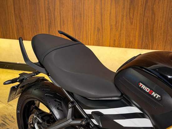 TRIUMPH-TRIDENT 660 TRIUMPH-TRIDENT 660-2025