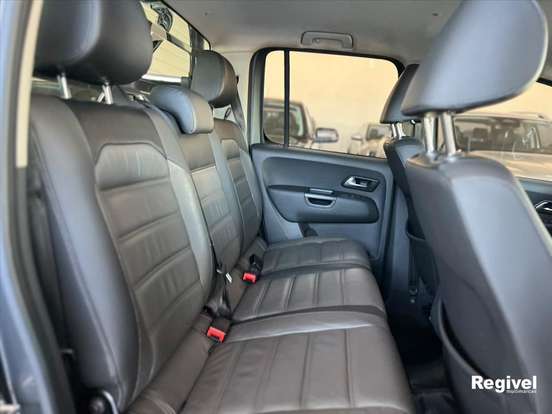 VOLKSWAGEN-AMAROK-2019