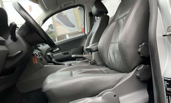 VOLKSWAGEN-AMAROK-2015