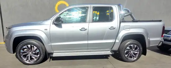 VOLKSWAGEN-AMAROK-2023