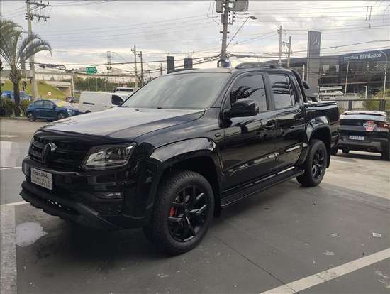 VOLKSWAGEN-AMAROK-2022