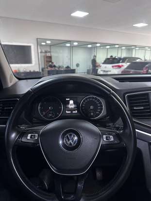VOLKSWAGEN-AMAROK-2019
