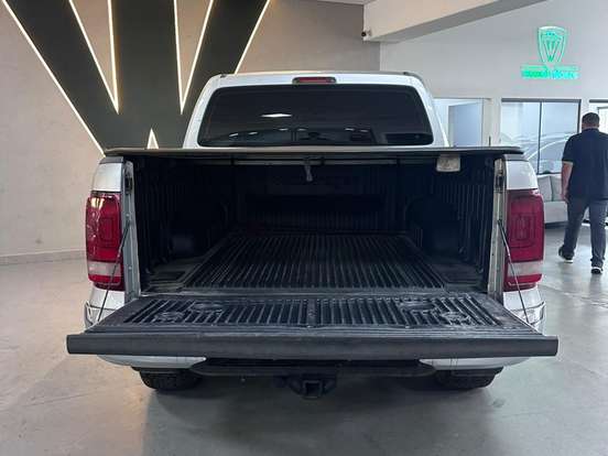 VOLKSWAGEN-AMAROK-3.0 V6 TDI DIESEL HIGHLINE CD 4MOTION AUTOMÁTICO VOLKSWAGEN-AMAROK-2019