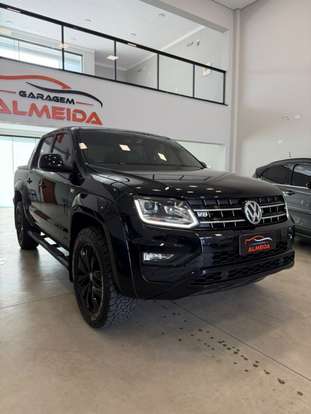 VOLKSWAGEN-AMAROK-2021