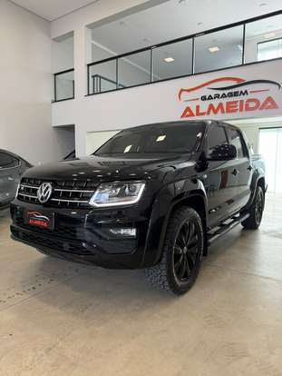 VOLKSWAGEN-AMAROK-2021
