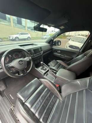 VOLKSWAGEN-AMAROK-2021