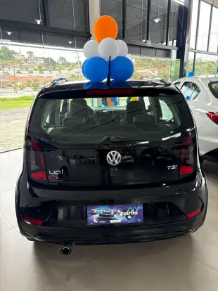 VOLKSWAGEN-CROSS UP-1.0 TSI 12V FLEX 4P MANUAL VOLKSWAGEN-CROSS UP-2017