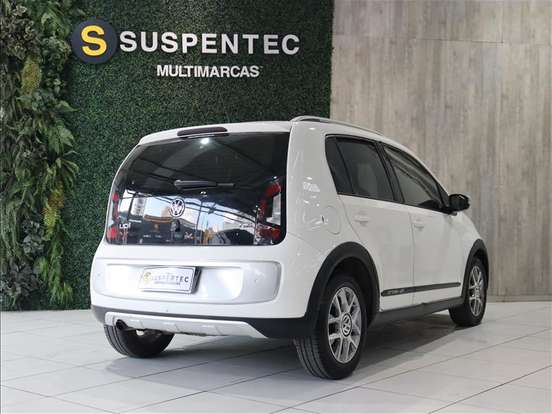 VOLKSWAGEN-CROSS UP-1.0 TSI 12V FLEX 4P MANUAL VOLKSWAGEN-CROSS UP-2015