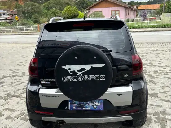 VOLKSWAGEN-CROSSFOX-1.6 MI FLEX 8V 4P MANUAL VOLKSWAGEN-CROSSFOX-2010