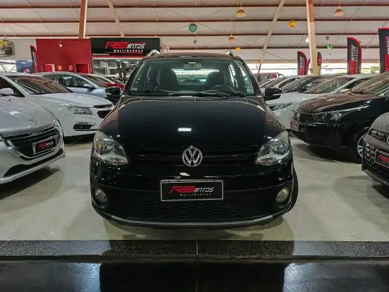 VOLKSWAGEN-CROSSFOX-2011
