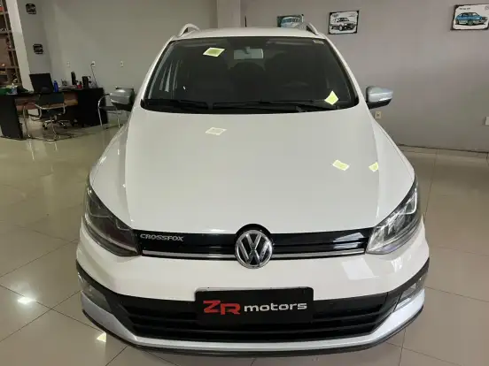 VOLKSWAGEN-CROSSFOX-1.6 MSI FLEX 16V 4P MANUAL VOLKSWAGEN-CROSSFOX-2015