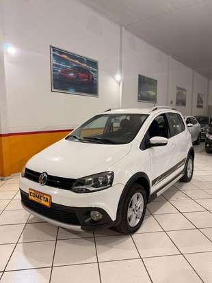 VOLKSWAGEN-CROSSFOX-2010