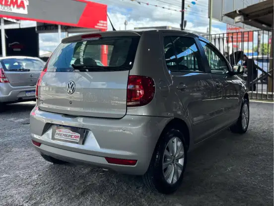 VOLKSWAGEN-FOX-1.0 MI 8V FLEX 4P MANUAL VOLKSWAGEN-FOX-2012