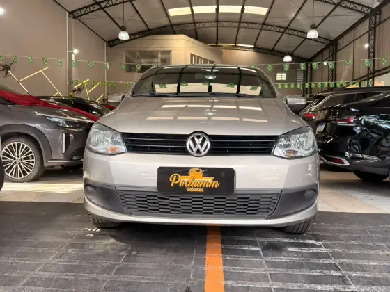 VOLKSWAGEN FOX 1.0 MI 8V FLEX 4P MANUAL