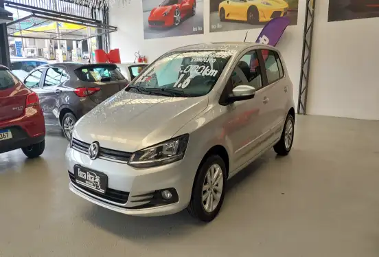 VOLKSWAGEN-FOX-2018
