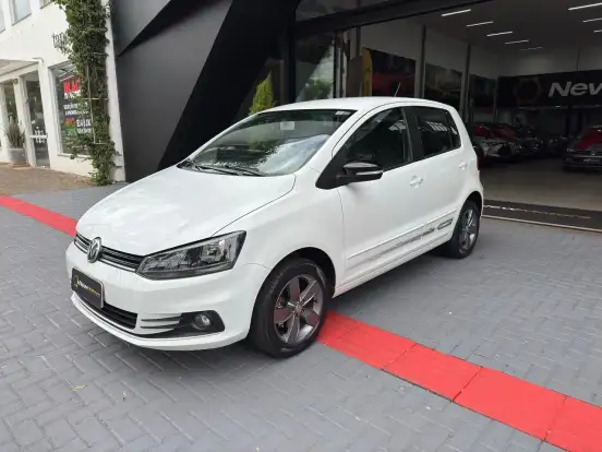 VOLKSWAGEN-FOX-2019