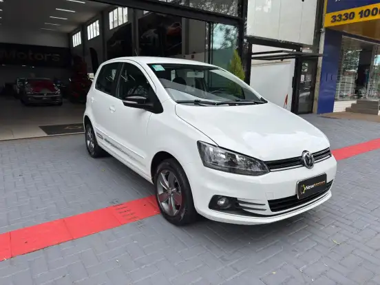 VOLKSWAGEN-FOX-2019