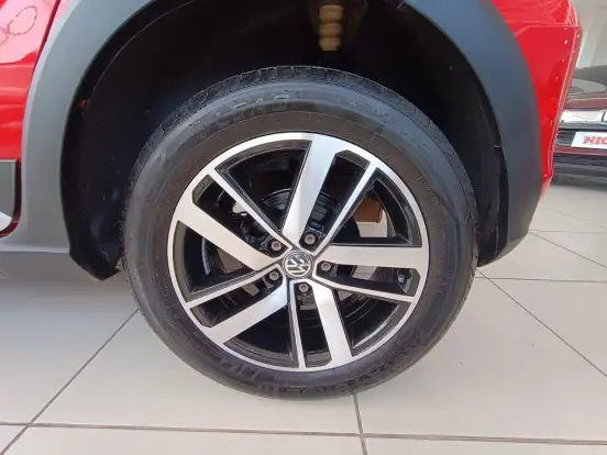 VOLKSWAGEN-FOX-1.6 MSI TOTAL FLEX XTREME 4P MANUAL VOLKSWAGEN-FOX-2019