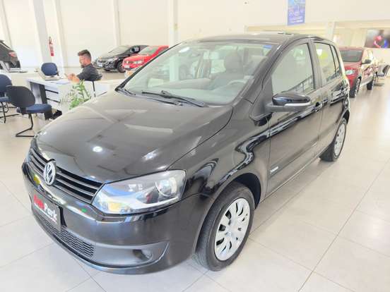 VOLKSWAGEN-FOX-1.0 MI 8V FLEX 4P MANUAL VOLKSWAGEN-FOX-2012