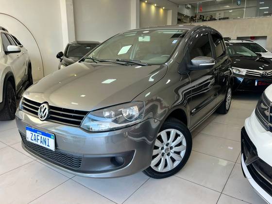 VOLKSWAGEN FOX 1.6 MI 8V FLEX 4P MANUAL