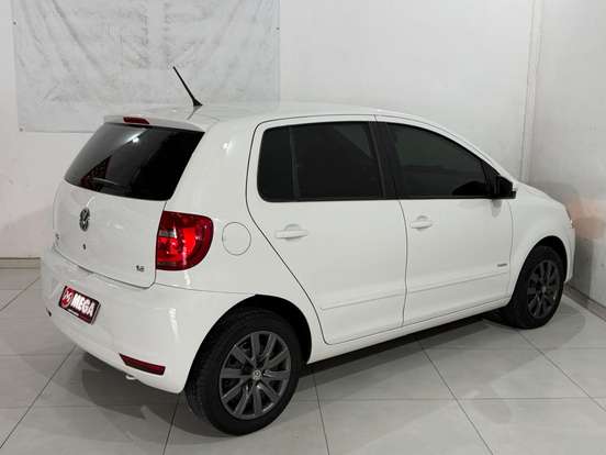 VOLKSWAGEN-FOX-1.6 MI 8V FLEX 4P MANUAL VOLKSWAGEN-FOX-2013