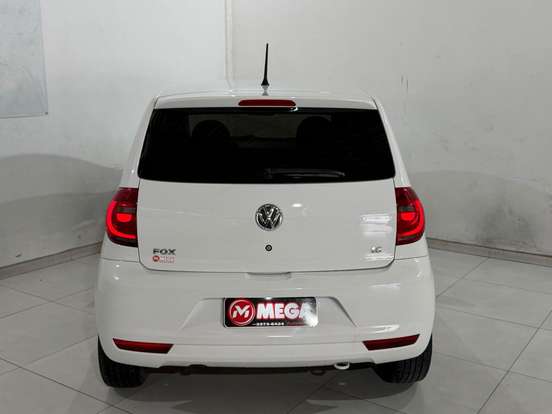 VOLKSWAGEN-FOX-2013